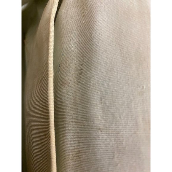 Medium Size Floral Petit Point Women Handbag - Picture 10 of 16